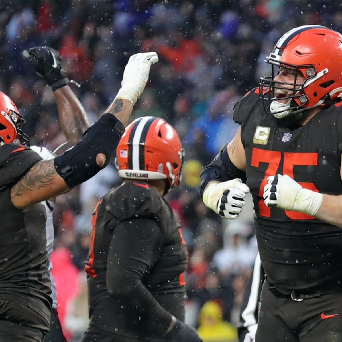 NFL Stats on X: The #Browns offensive lineup is insane 