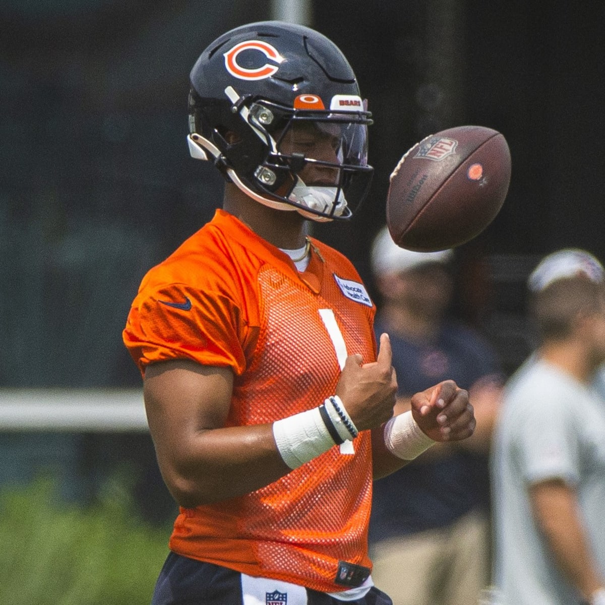 Chicago Bears: Justin Fields has kept pace with Tyreek Hill's speed