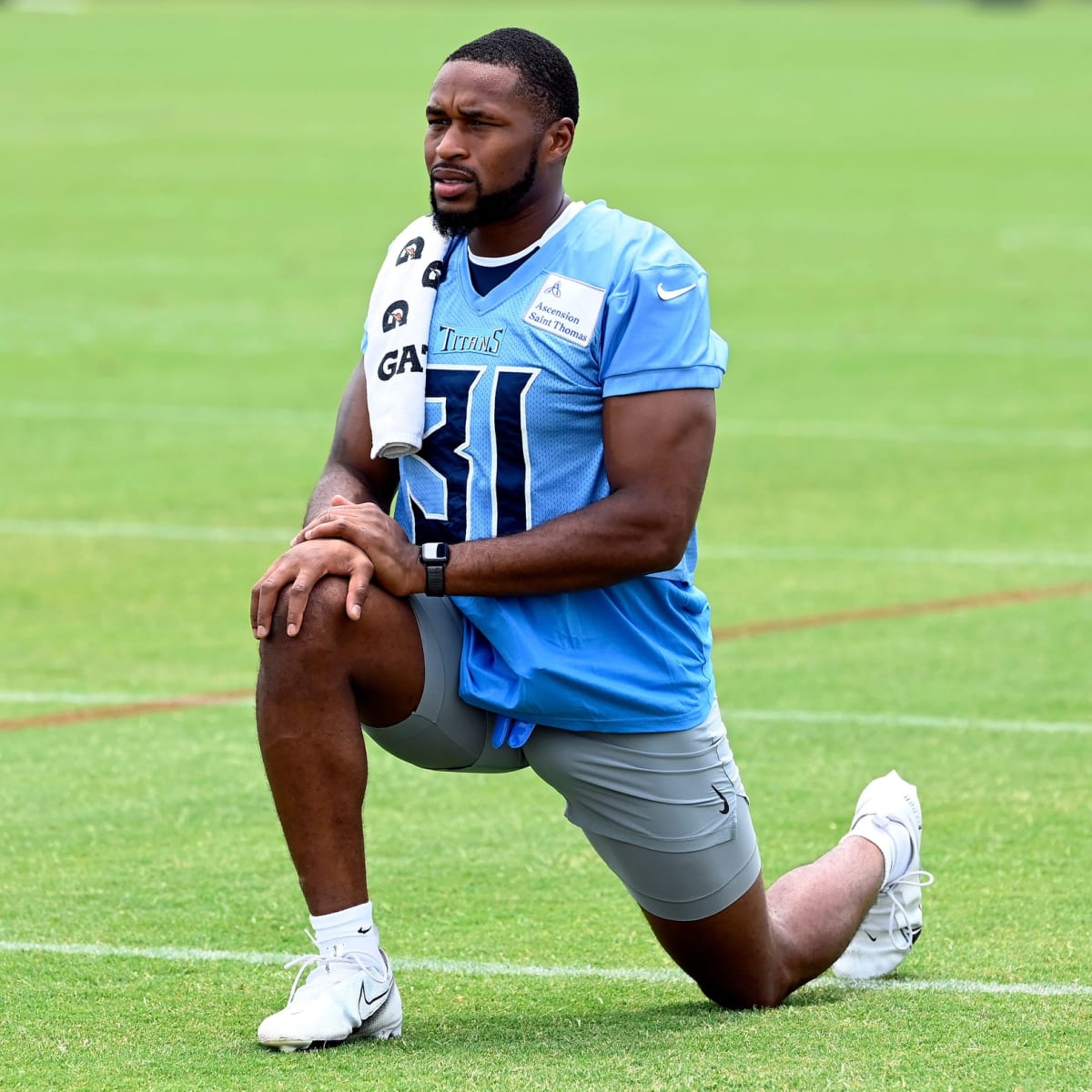 Tennessee Titans defensive back Kevin Byard (31) lines up for the snap  during an NFL football game against the Houston Texans on Sunday, October  30, 2022, in Houston. (AP Photo/Matt Patterson Stock