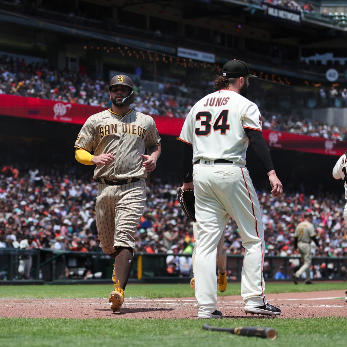 Padres rally for 2-game Mexican sweep, beat Giants 6-4 – KGET 17