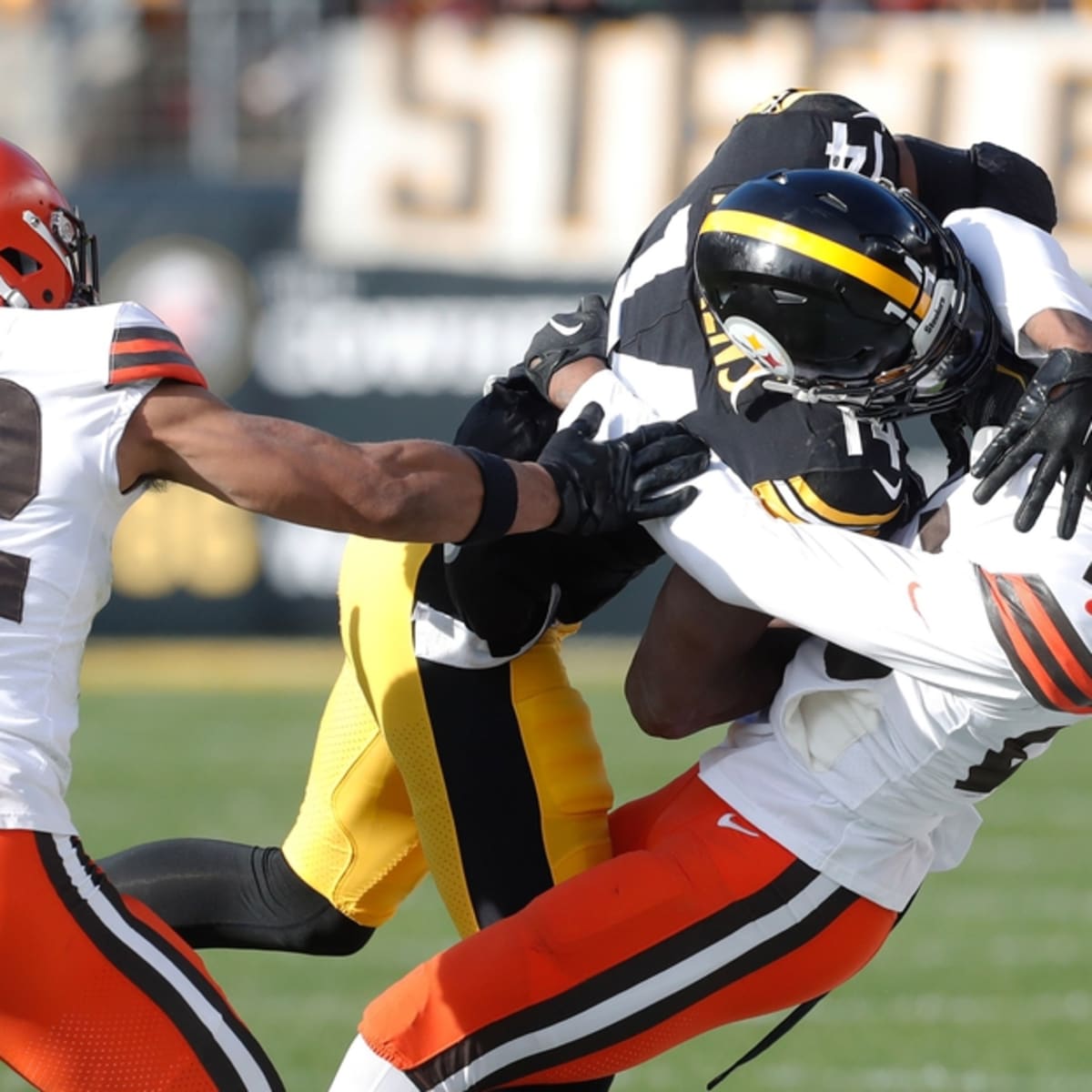 Cleveland Browns News and Rumors 8/18: New Tackles, Returning