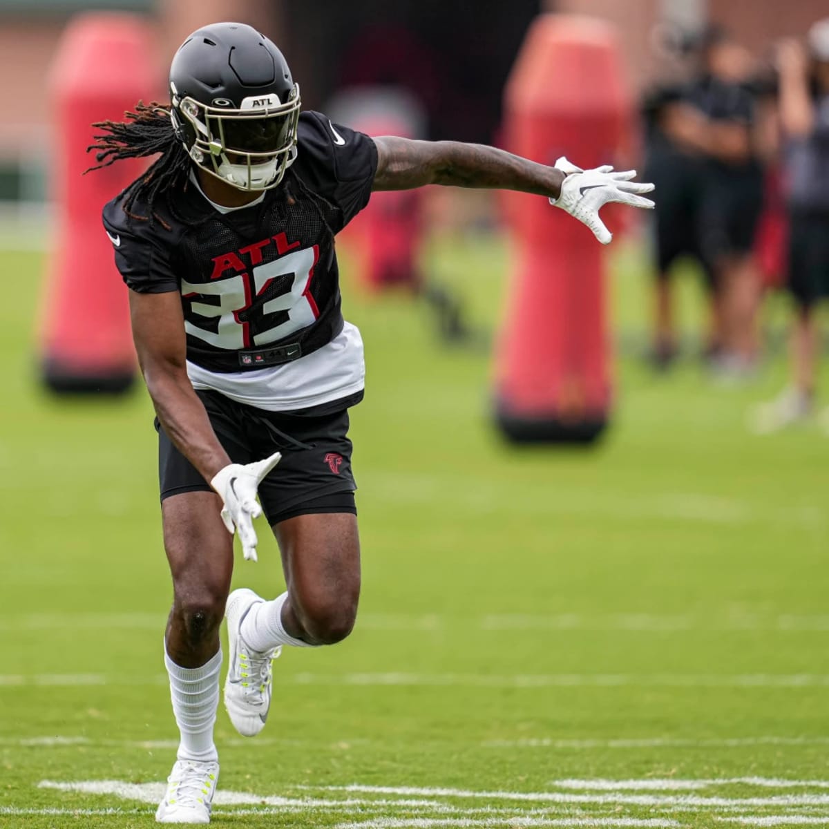 Atlanta Falcons DB Tre Flowers Brings 'Different Skill Set'; Jeff Okudah  Replacement? - Sports Illustrated Atlanta Falcons News, Analysis and More