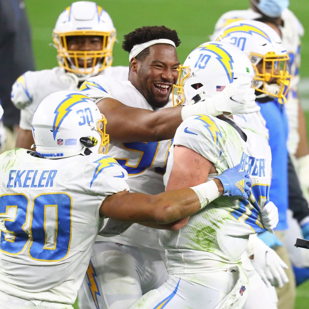 Chargers News: Instant reaction to the Chargers new uniforms