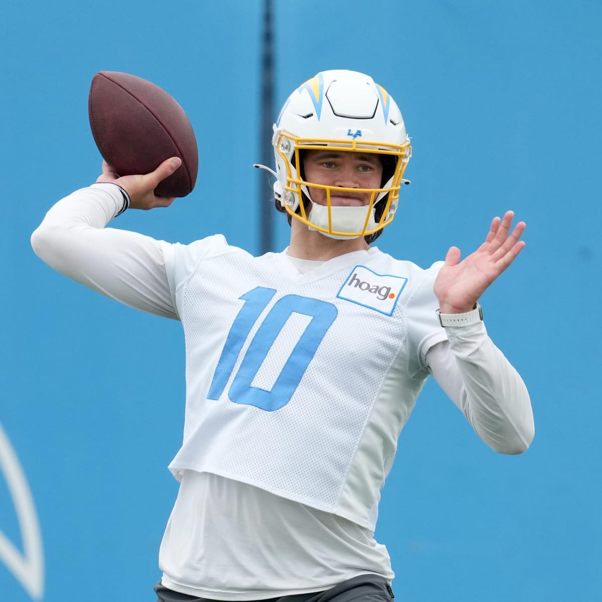 Chargers News: Insider Reveals Final Request for LA Before 2023 Season -  Sports Illustrated Los Angeles Chargers News, Analysis and More