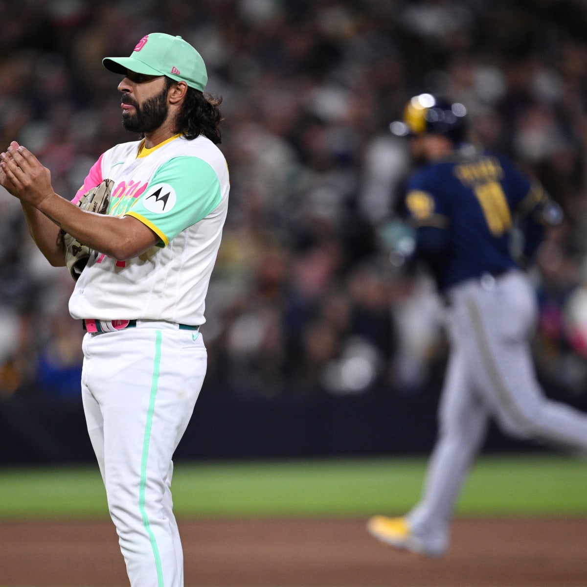 Padres News: Former All-Star Pitcher Opts Out of Friars Deal, Heads to Free  Agency - Sports Illustrated Inside The Padres News, Analysis and More