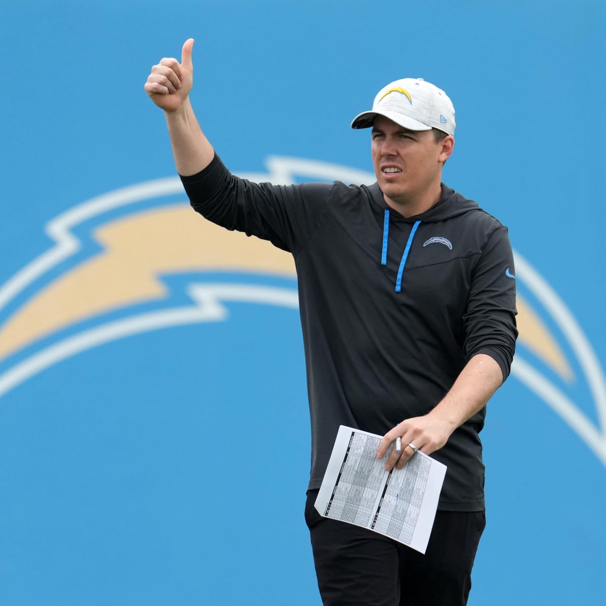 Chargers agree to hire Kellen Moore as offensive coordinator - Santa Monica  Daily Press