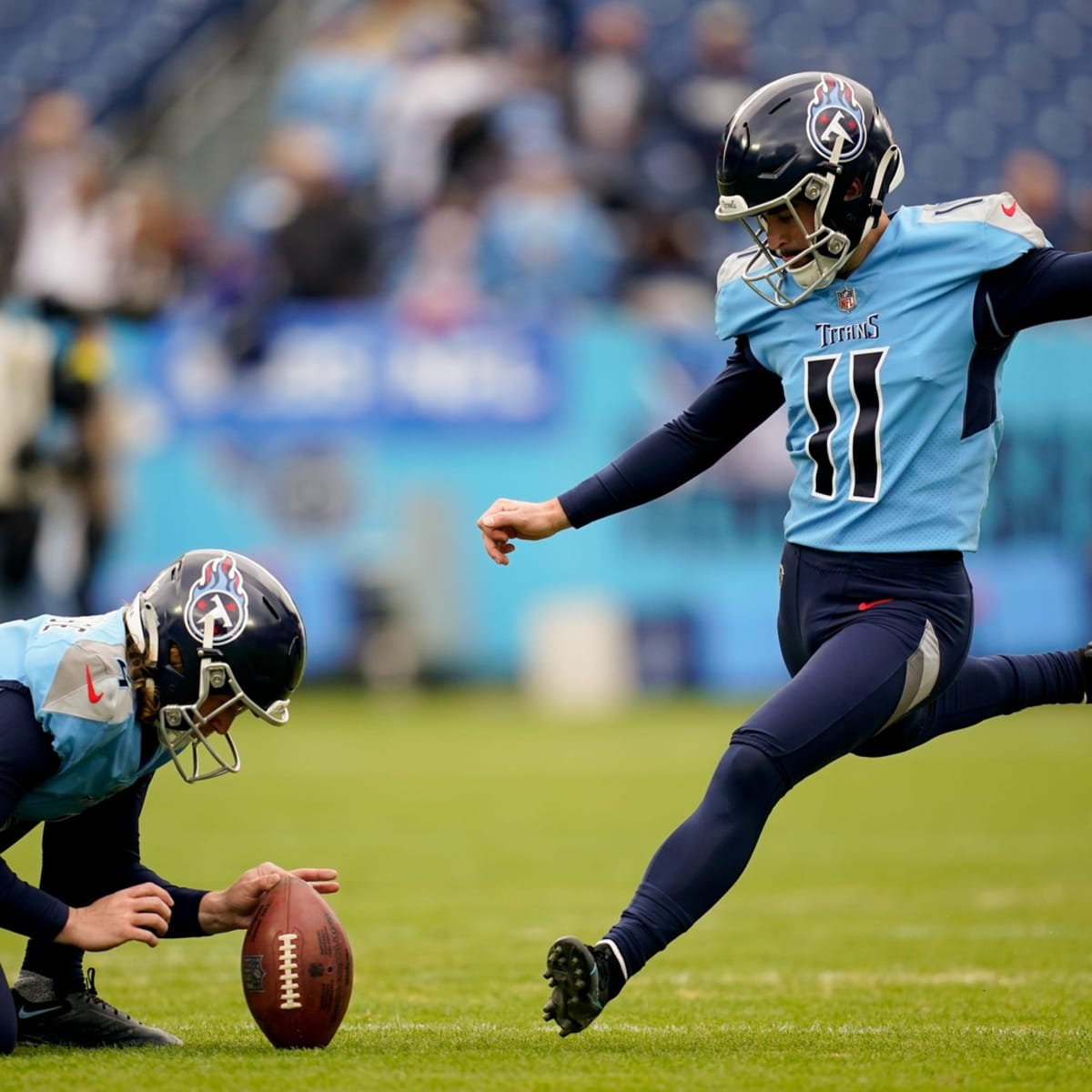 Training Camp Battle: The Tennessee Titans' search for QB of