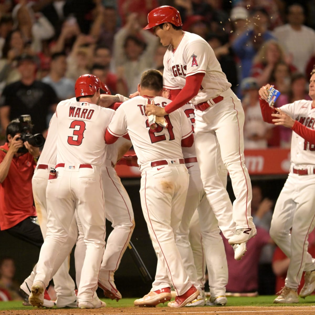 Los Angeles Angels Exclusive Club in History with Insane Late Win vs. White Sox - Fastball