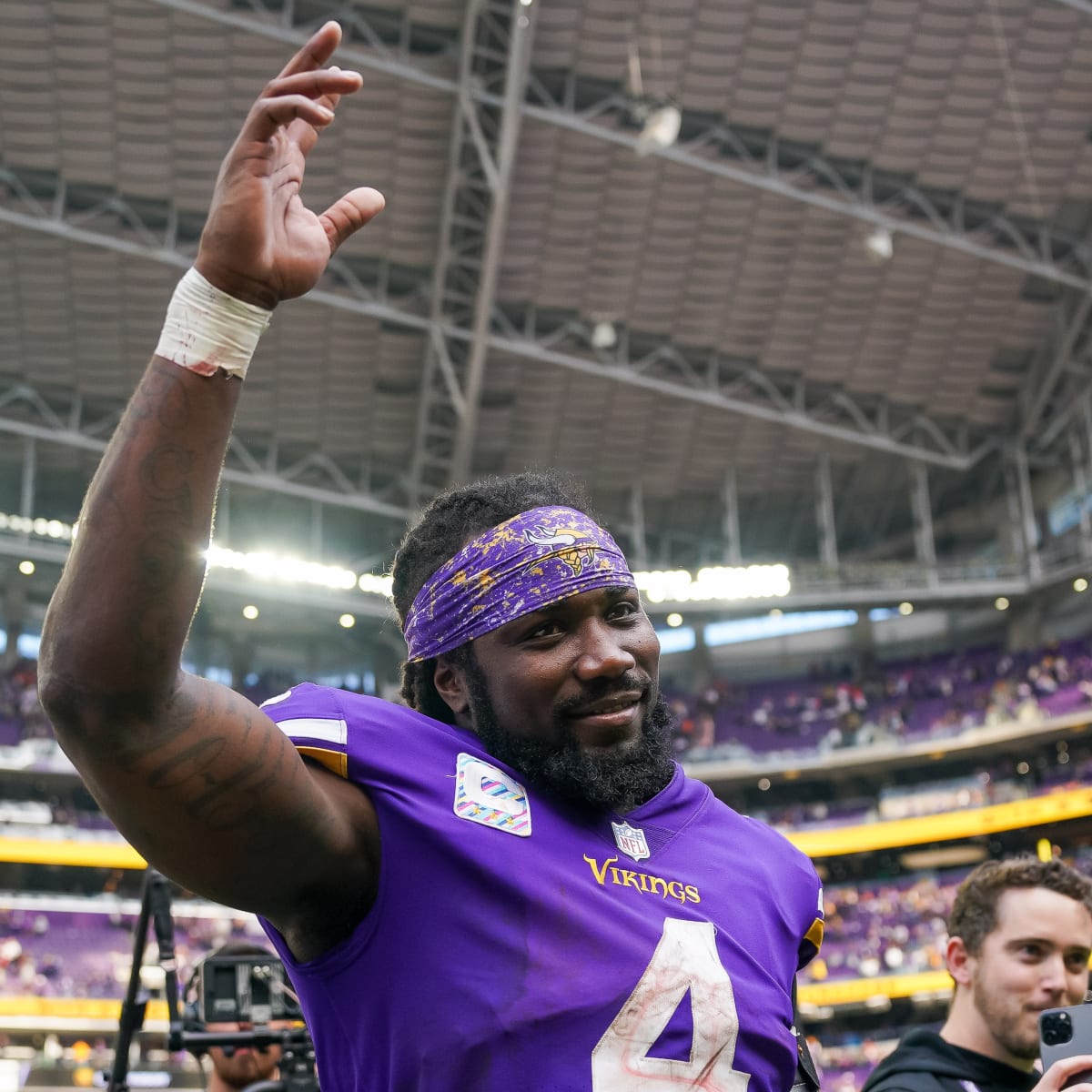 Former FSU star Dalvin Cook in standoff with Vikings