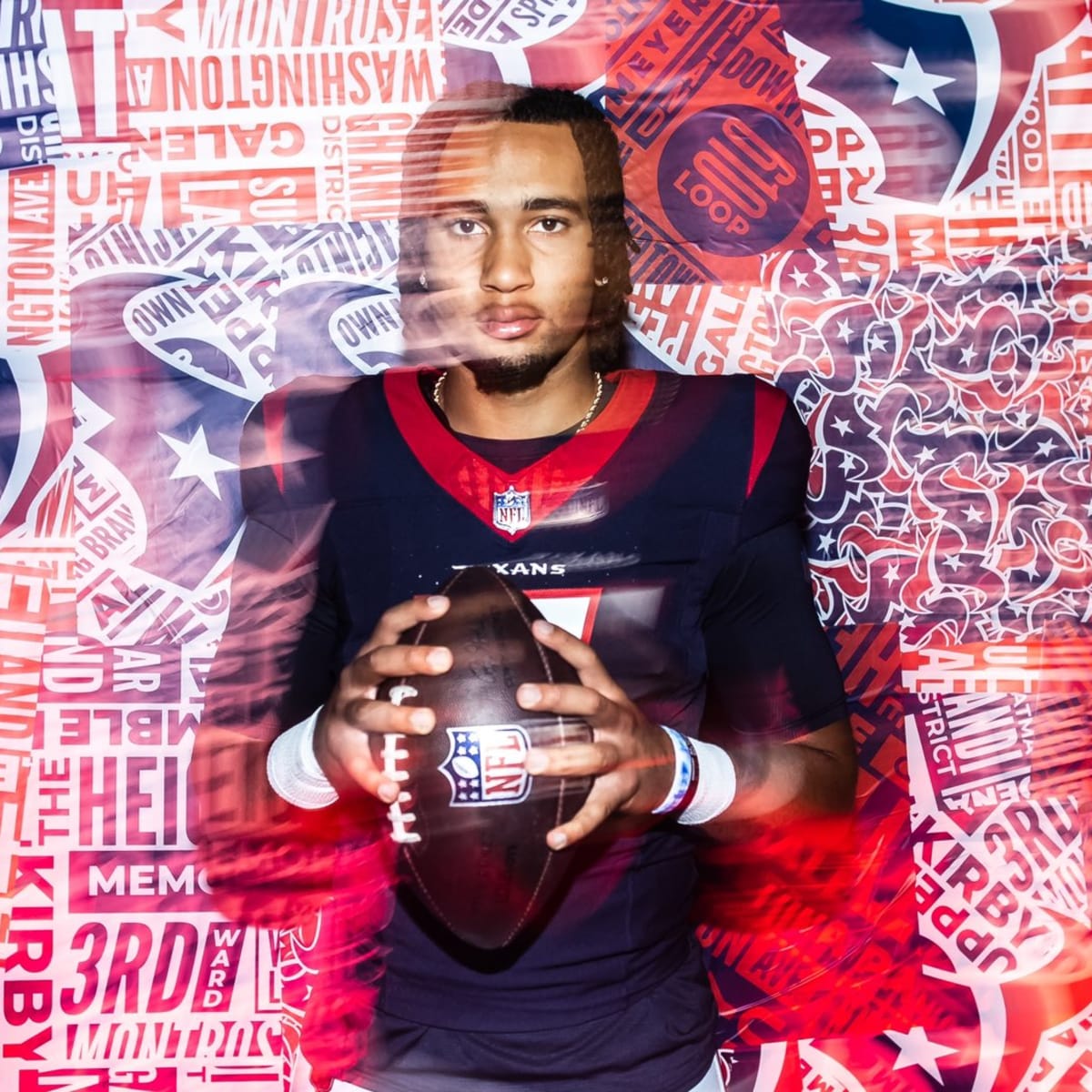 As CJ Stroud prepares to make his debut, we remember a Houston quarterback  who helped pave his way – Houston Public Media