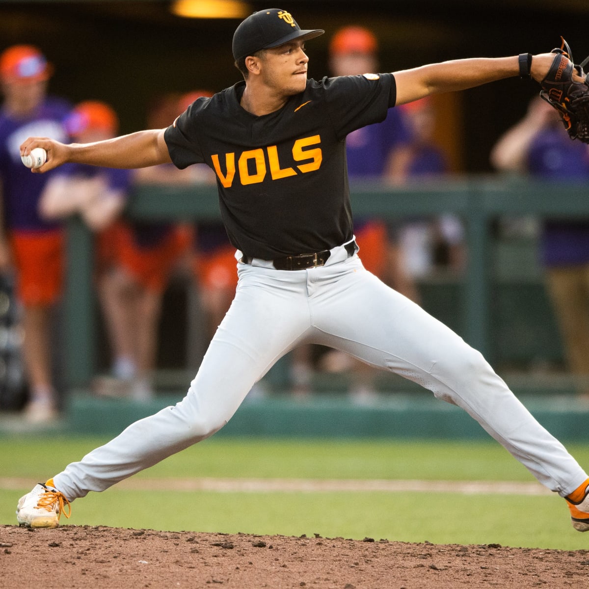 Tennessee Baseball's Pitching Dominant In Run To Omaha