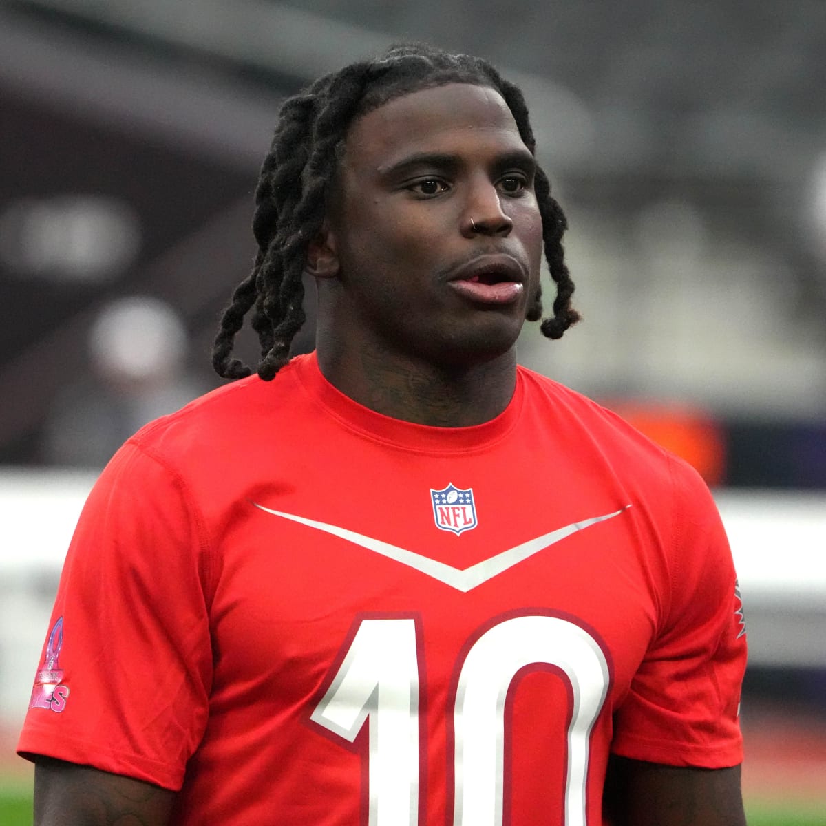 Miami Dolphins star Tyreek Hill tried to give man $200 after