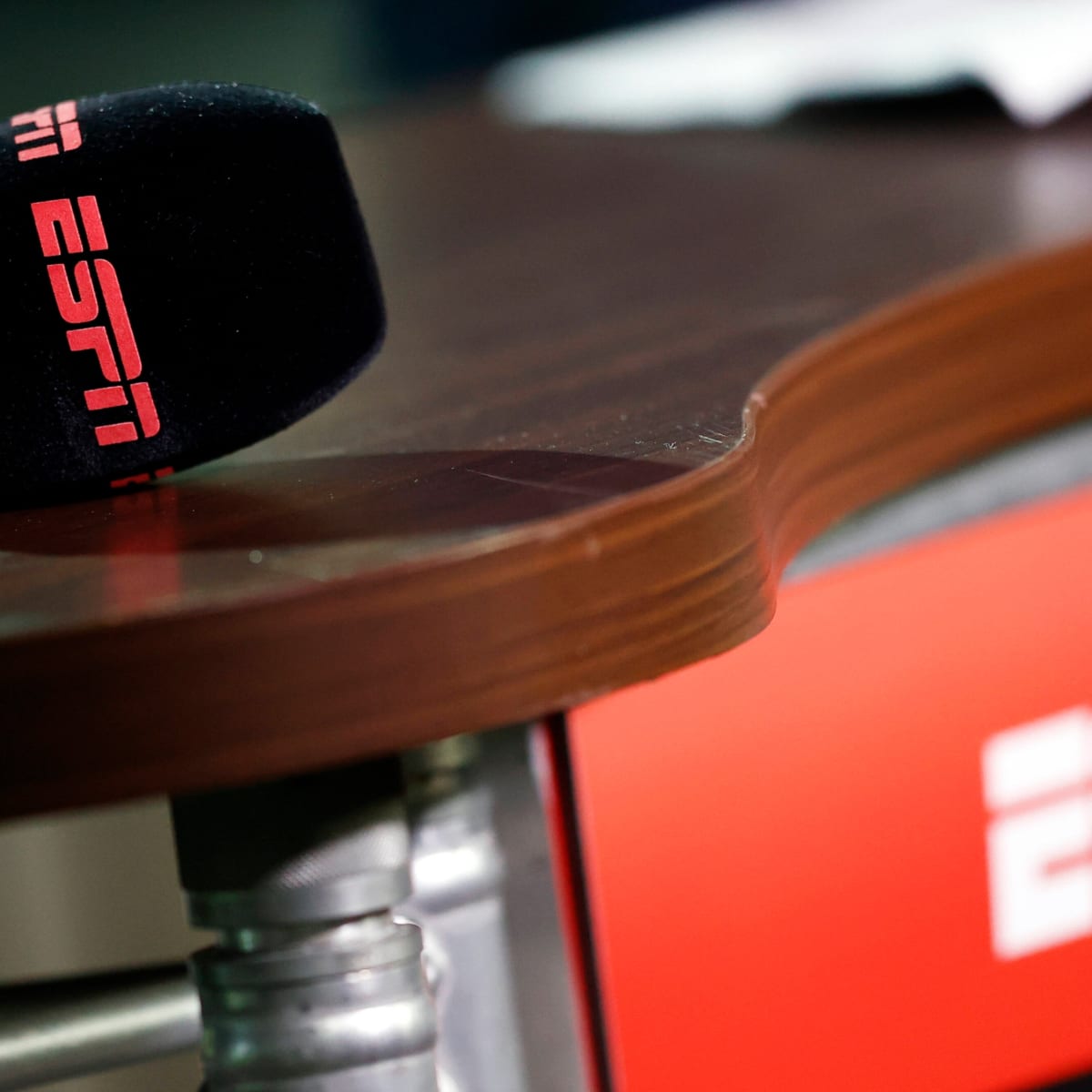 Matt Hasselbeck among ESPN's on-air talent layoffs