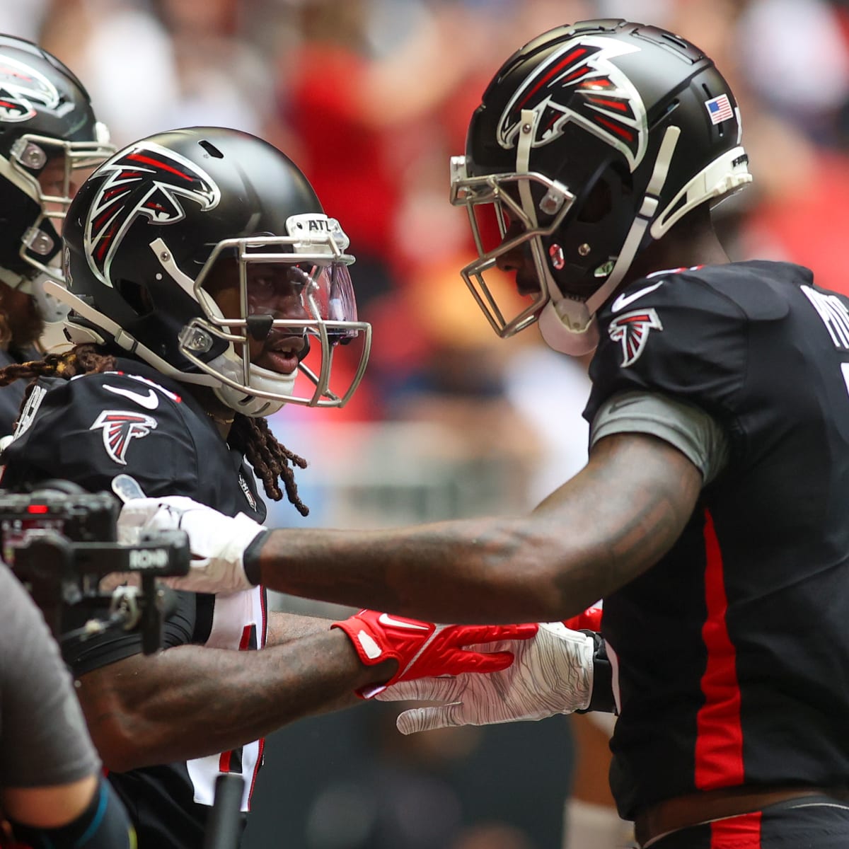 NFL Week 8: Falcons move into first place; trade deadline could be quiet -  Sports Illustrated