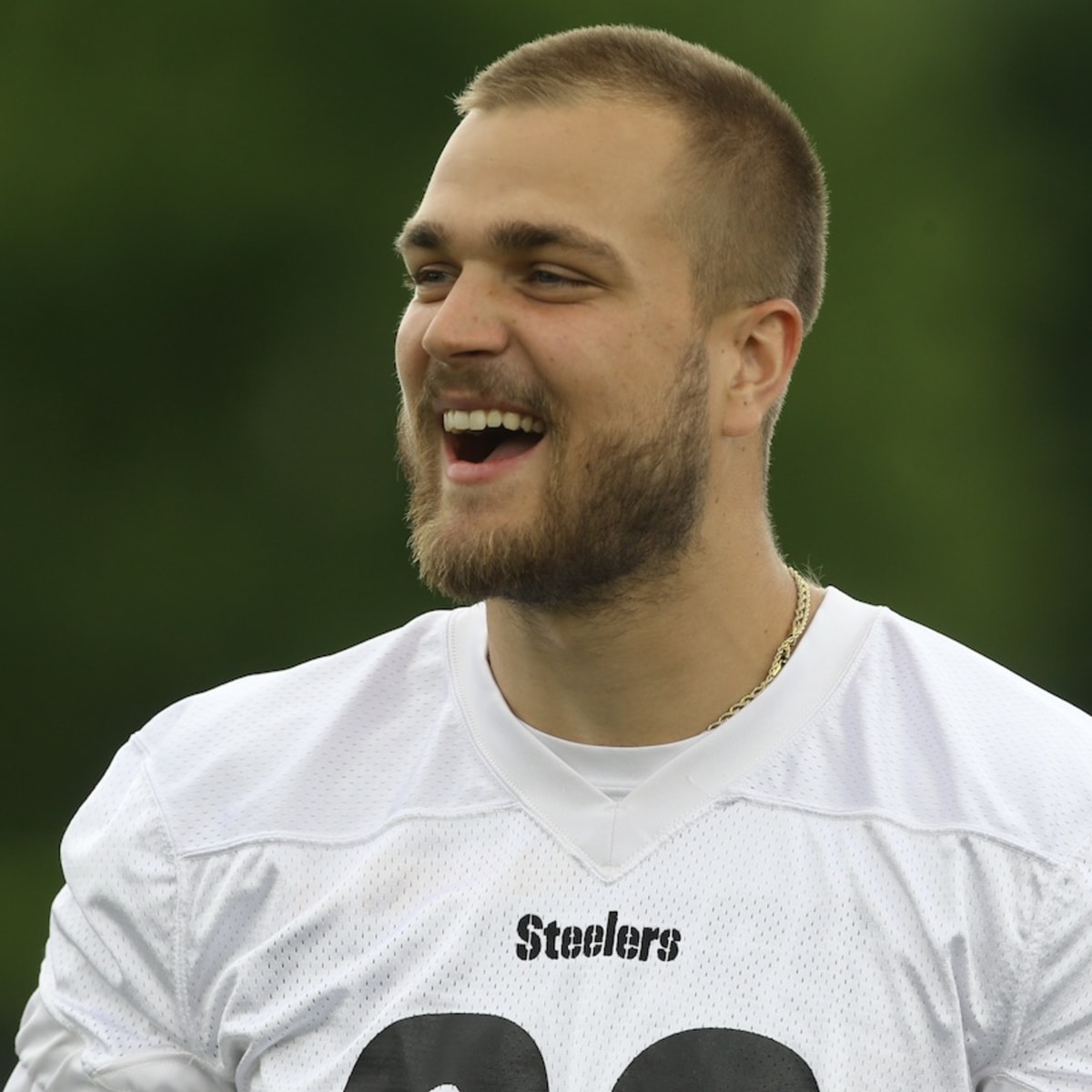 Steelers fans breathe a sigh of relief from latest Pat Freiermuth