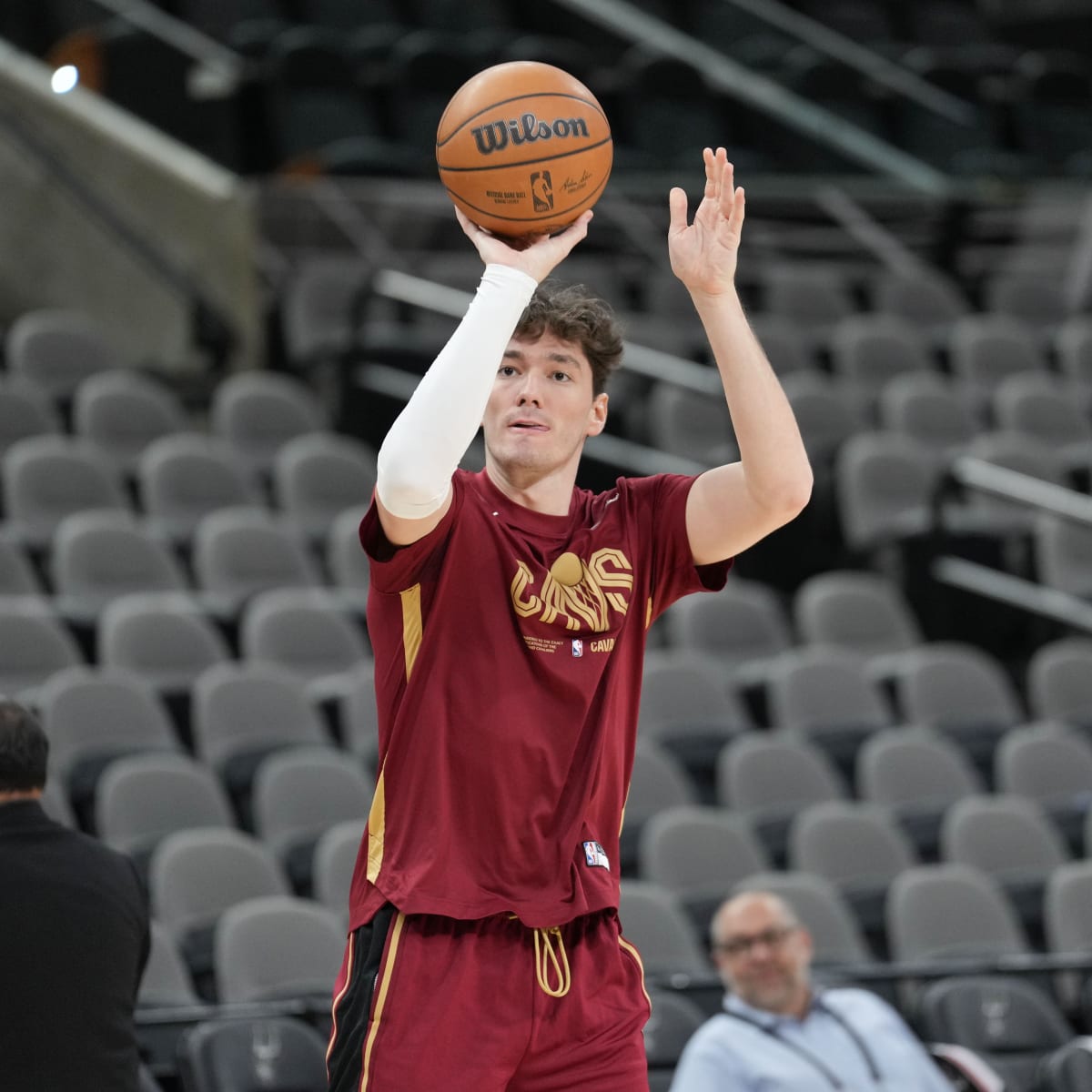 Cedi Osman traded to Spurs, Max Strus gets a Cavs sign-and-trade deal /  News 