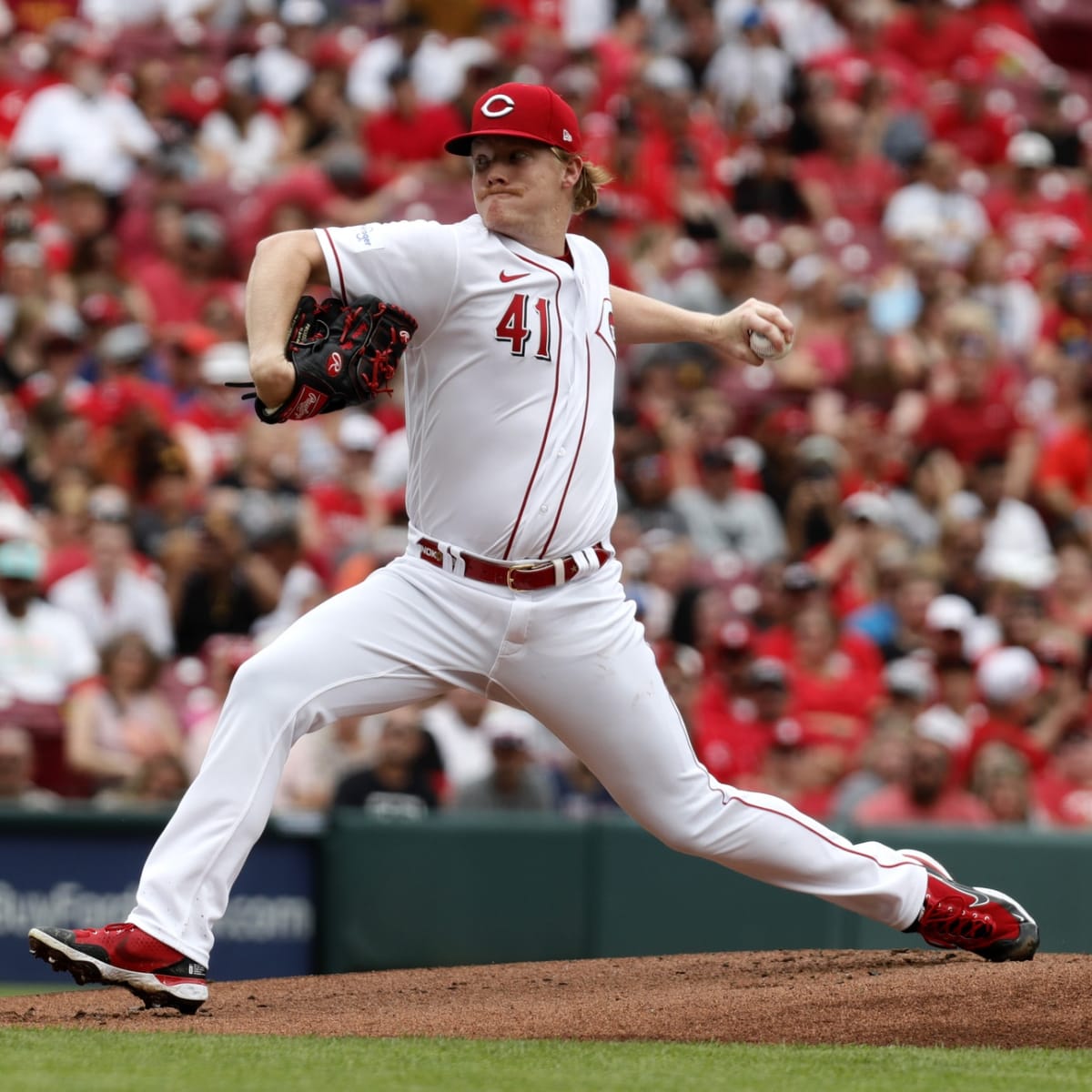 Reds' rookie Andrew Abbott sets absurd MLB record not seen in 130