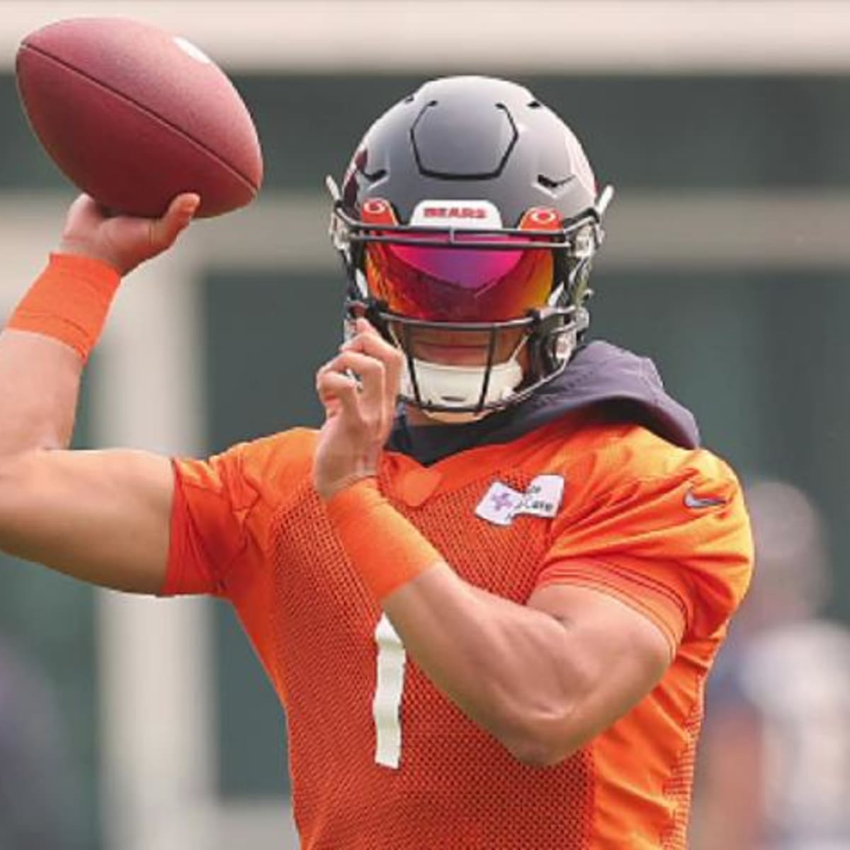 How extra work with Justin Fields can help Bears receivers - Sports  Illustrated Chicago Bears News, Analysis and More