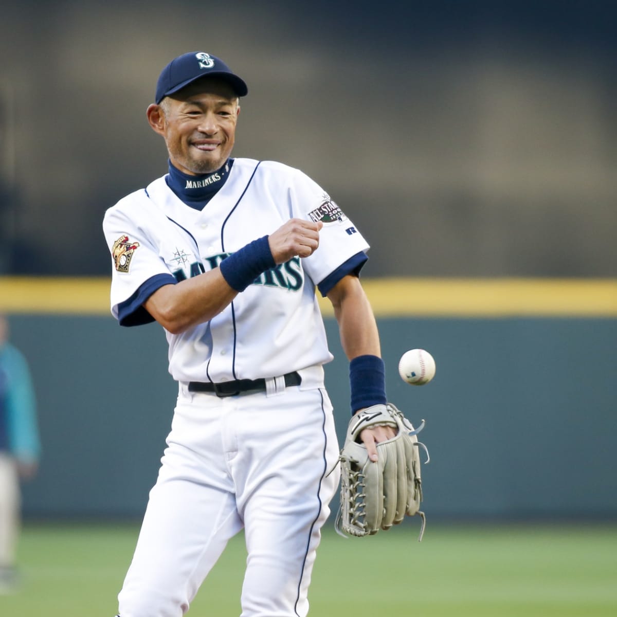 Seattle Mariners Tweet Awesome Photographs of Ichiro and Shohei