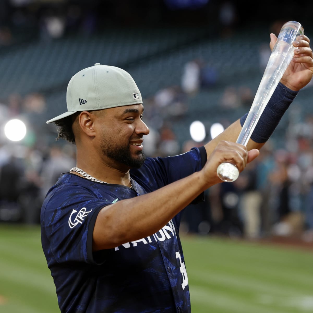 Rockies' Elias Díaz becomes unlikely All-Star MVP, making team history