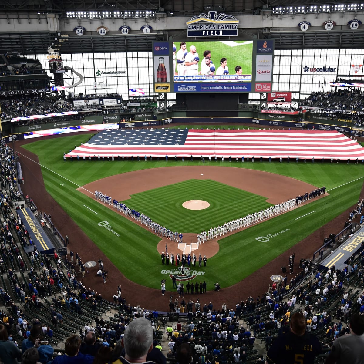 Milwaukee Brewers vs. Philadelphia Phillies at American Family Field.