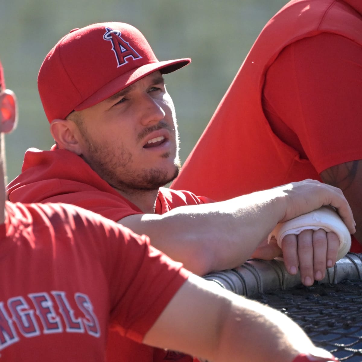 Mike Trout's hometown fans take their loyalty on the road