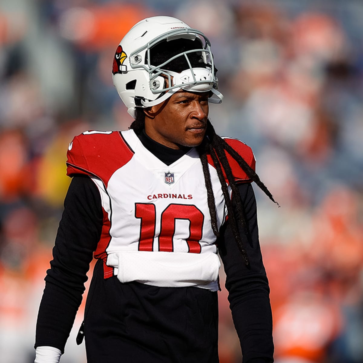 DeAndre Hopkins signs with Tennessee Titans