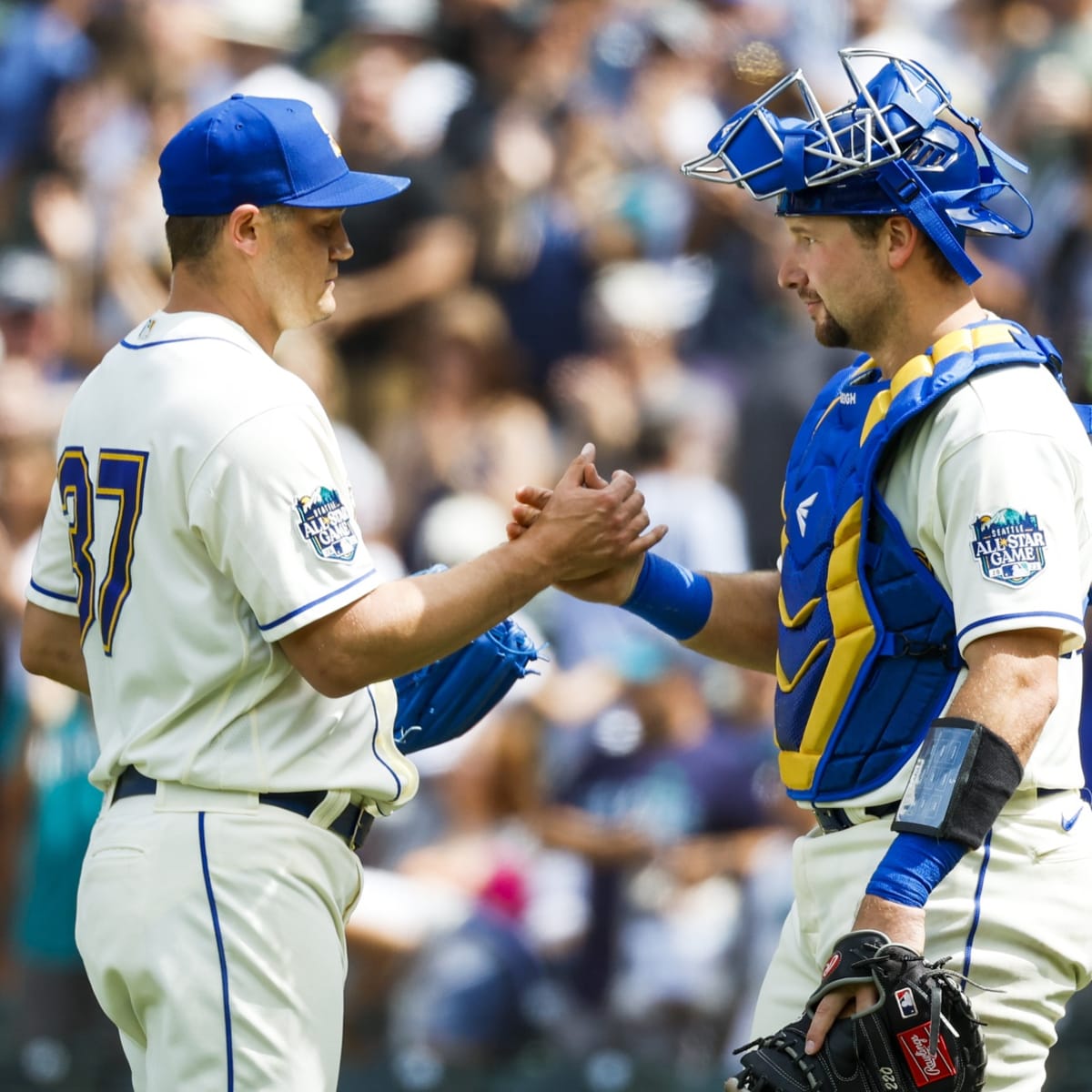 Mariners sweep away Tigers with shutout win