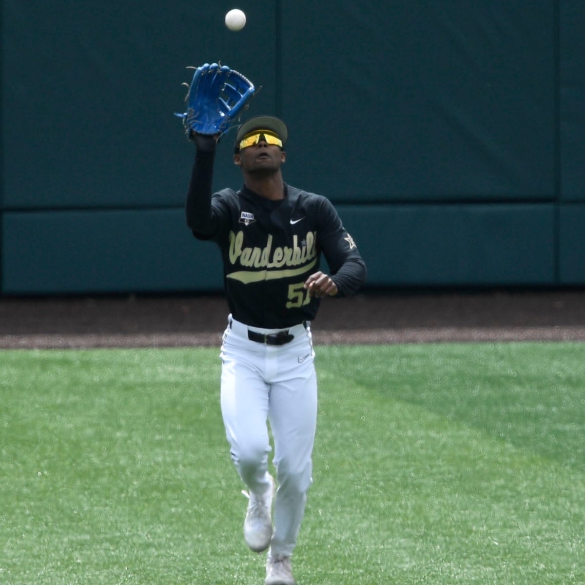 Orioles sign top two 2023 draft picks, Enrique Bradfield Jr. and Mac Horvath