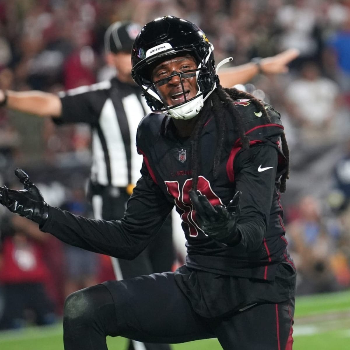 DeAndre Hopkins Signs With Tennessee Titans: Fantasy Impact for Treylon  Burks, Derrick Henry, and Others