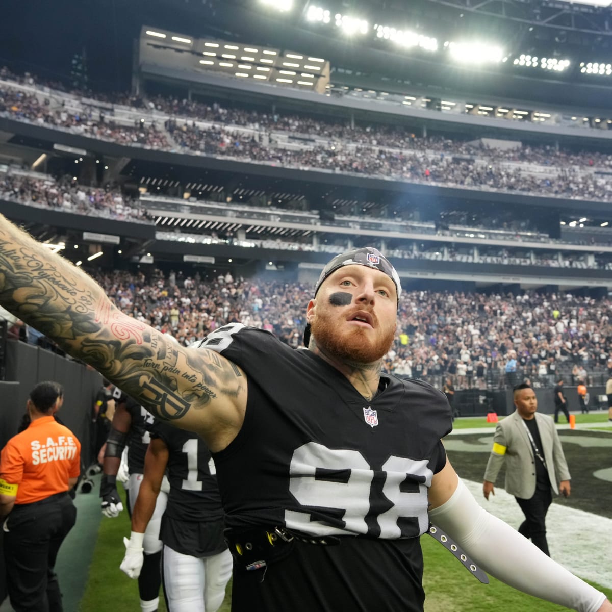 Raiders News: Maxx Crosby ranked as Top 5 EDGE - Silver And Black