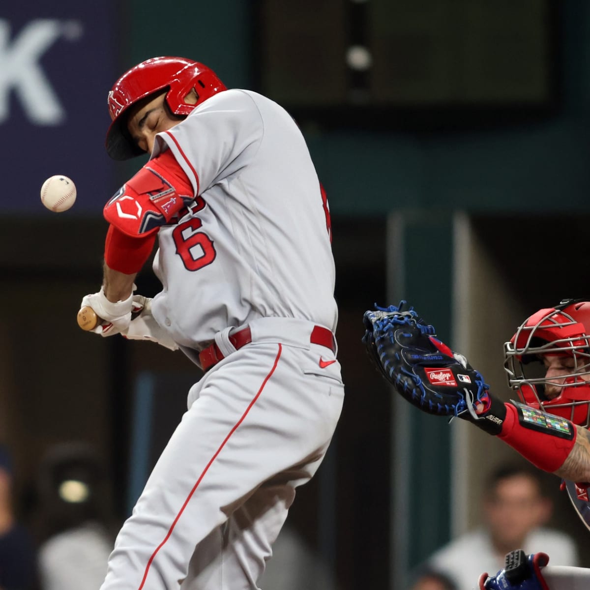 Mike Trout and Anthony Rendon Return for Angels - The New York Times