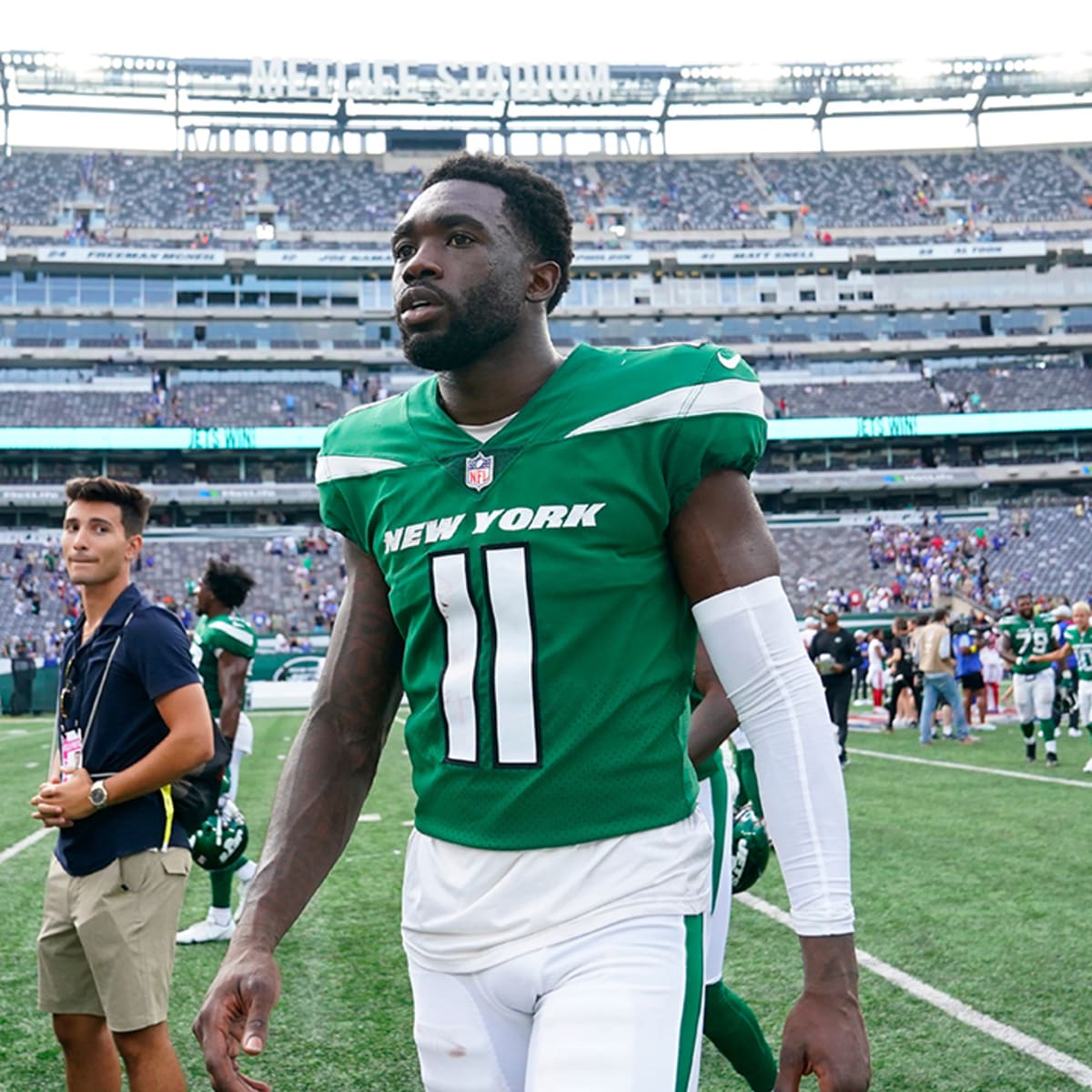 Jets send wide receiver Denzel Mims to the Lions in a trade that includes  2025 draft picks – KGET 17