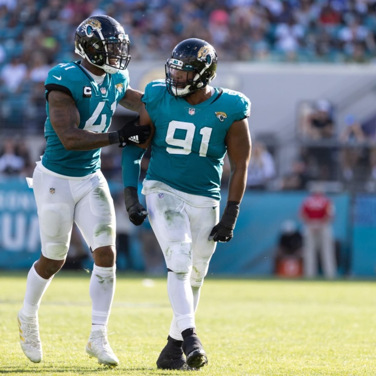 Veteran edge rusher Dawuane Smoot re-signs with the Jaguars on a 1