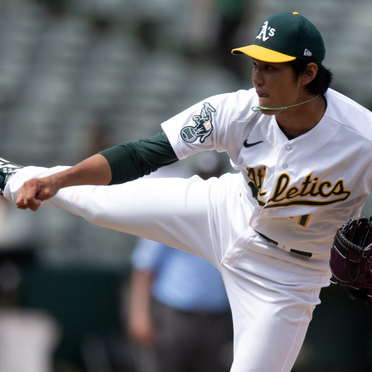 Shintaro Fujinami joins first-place Orioles after trade: 'I'll do