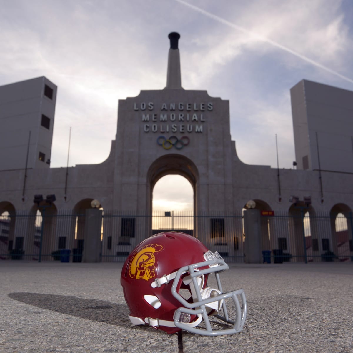 USC Loses Four-Star Recruit to Rival After Commitment Flip