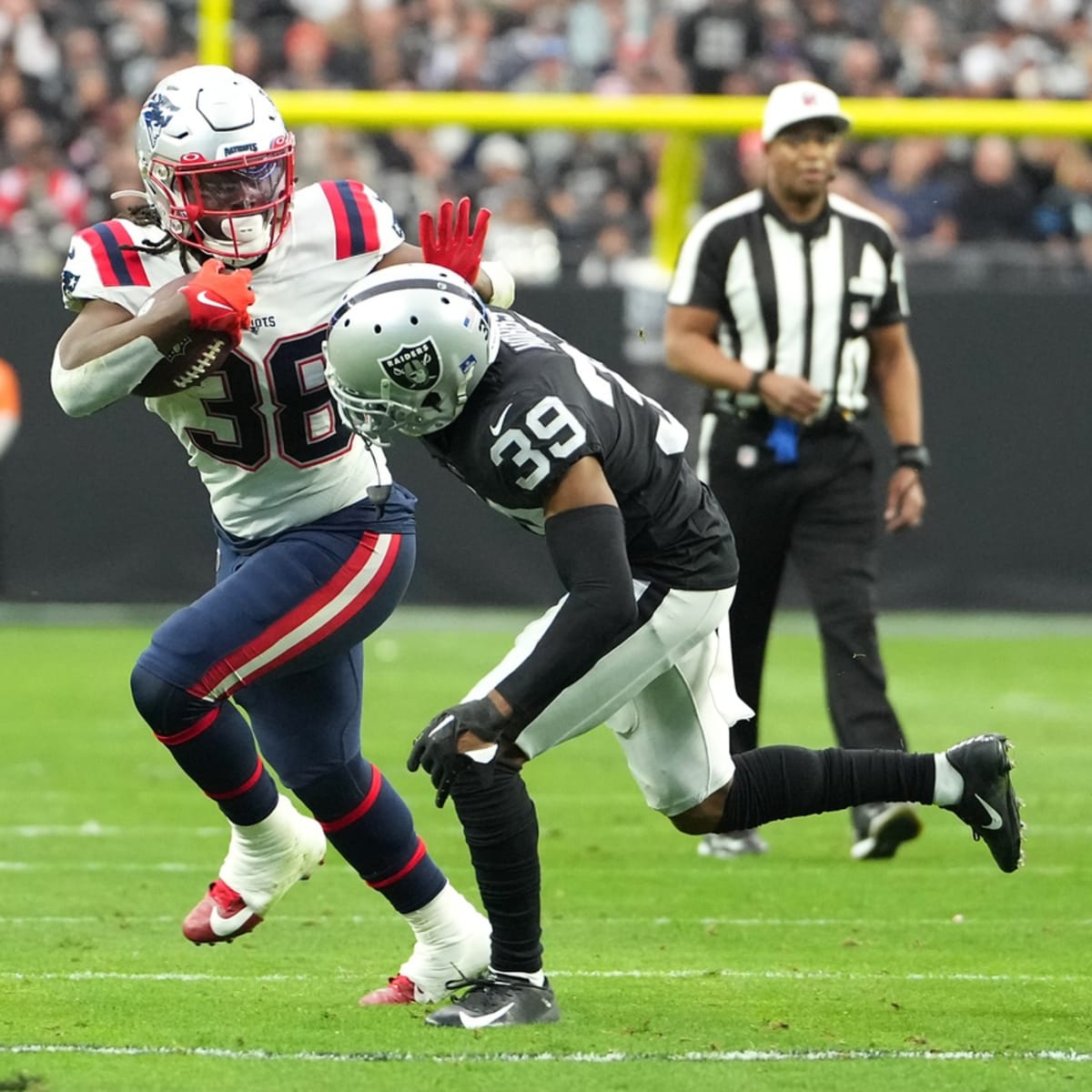 Nate Hobbs has been a training camp standout, showing he is poised to not  just to match his impressive rookie season, but improve on it., Raiders  News