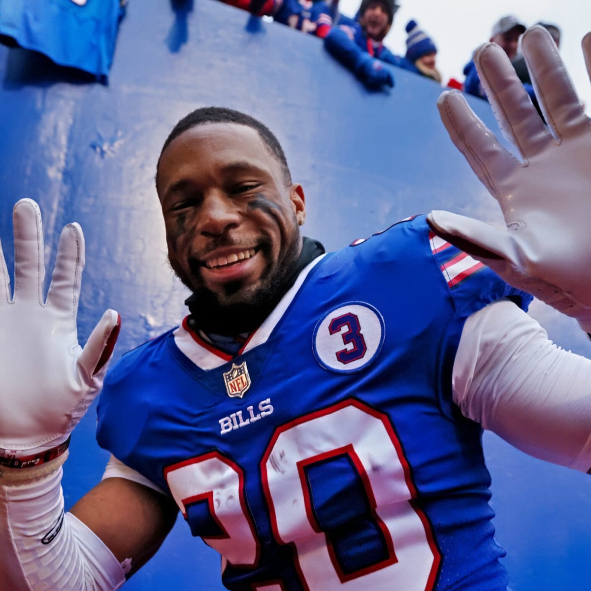 REVEALED: Buffalo Bills star Nyheim Hines 'suffered serious injuries after  being struck while sitting stationary on a jet ski' and will miss the  entire season as he gets set for knee surgery