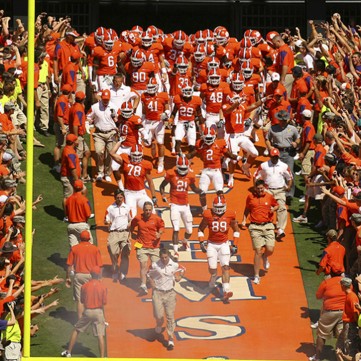 Tiger Fans Now Able to Watch Football Game Replays on  –  Clemson Tigers Official Athletics Site