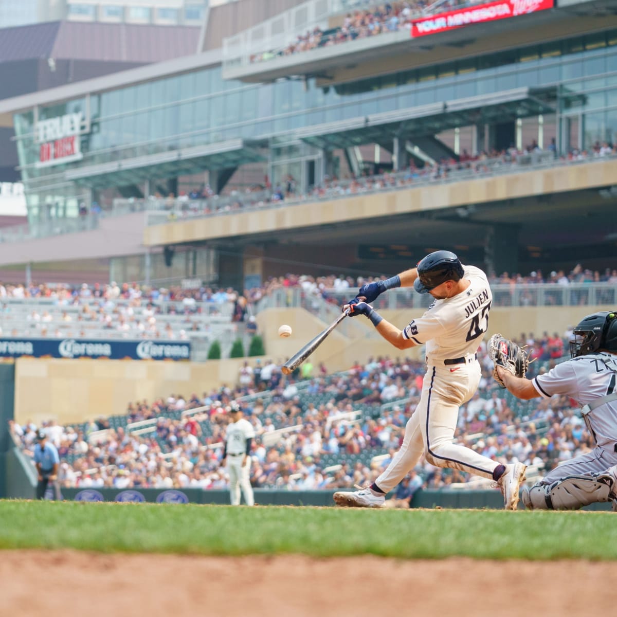 Twins: Players-only meetings were a hit, but coaches do it best – Twin  Cities