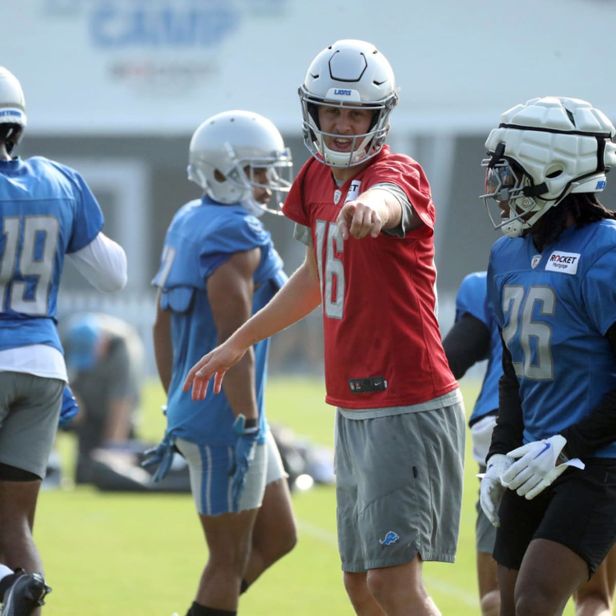 Top Detroit Lions photos from Day 4 NFL training camp - Sports