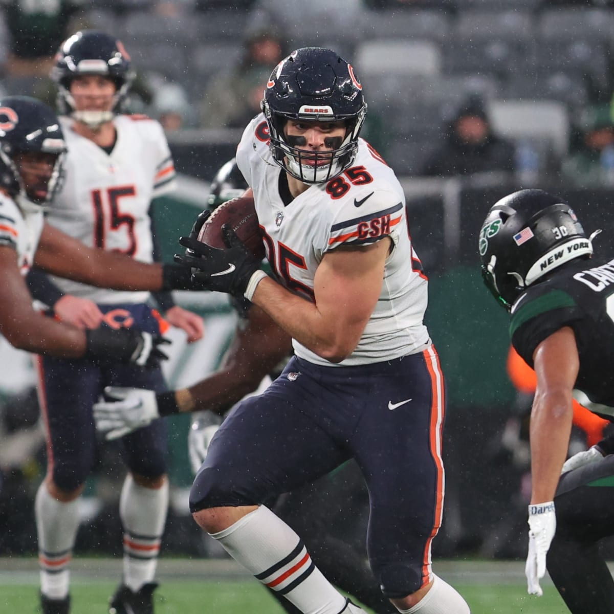 Bears Twitter reacts to the Cole Kmet extension