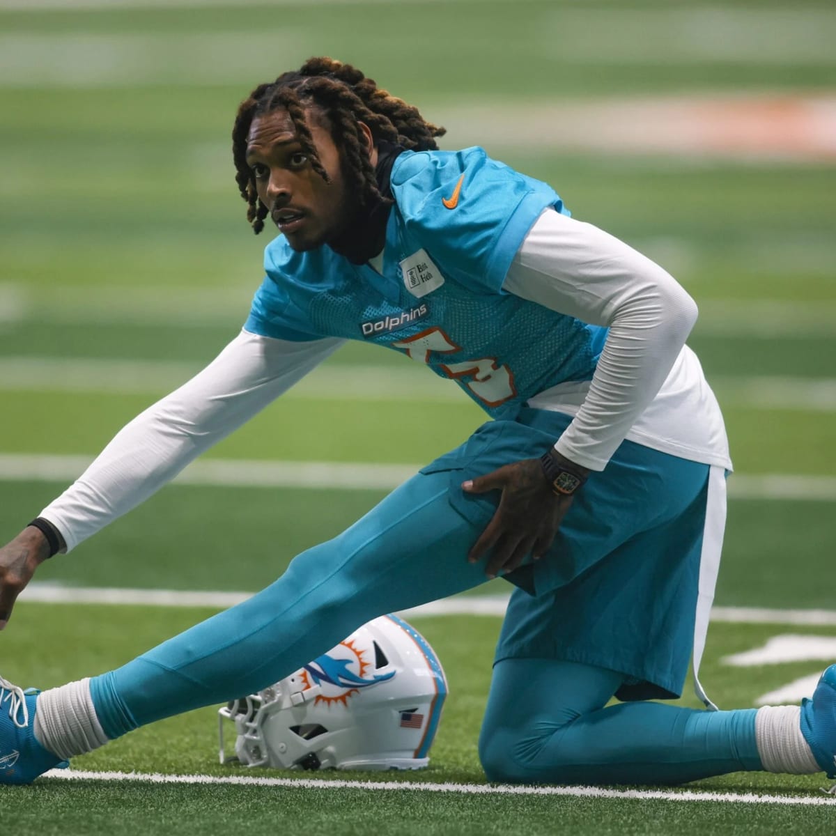 Dolphins' Jalen Ramsey Carted off with Knee Injury After Training