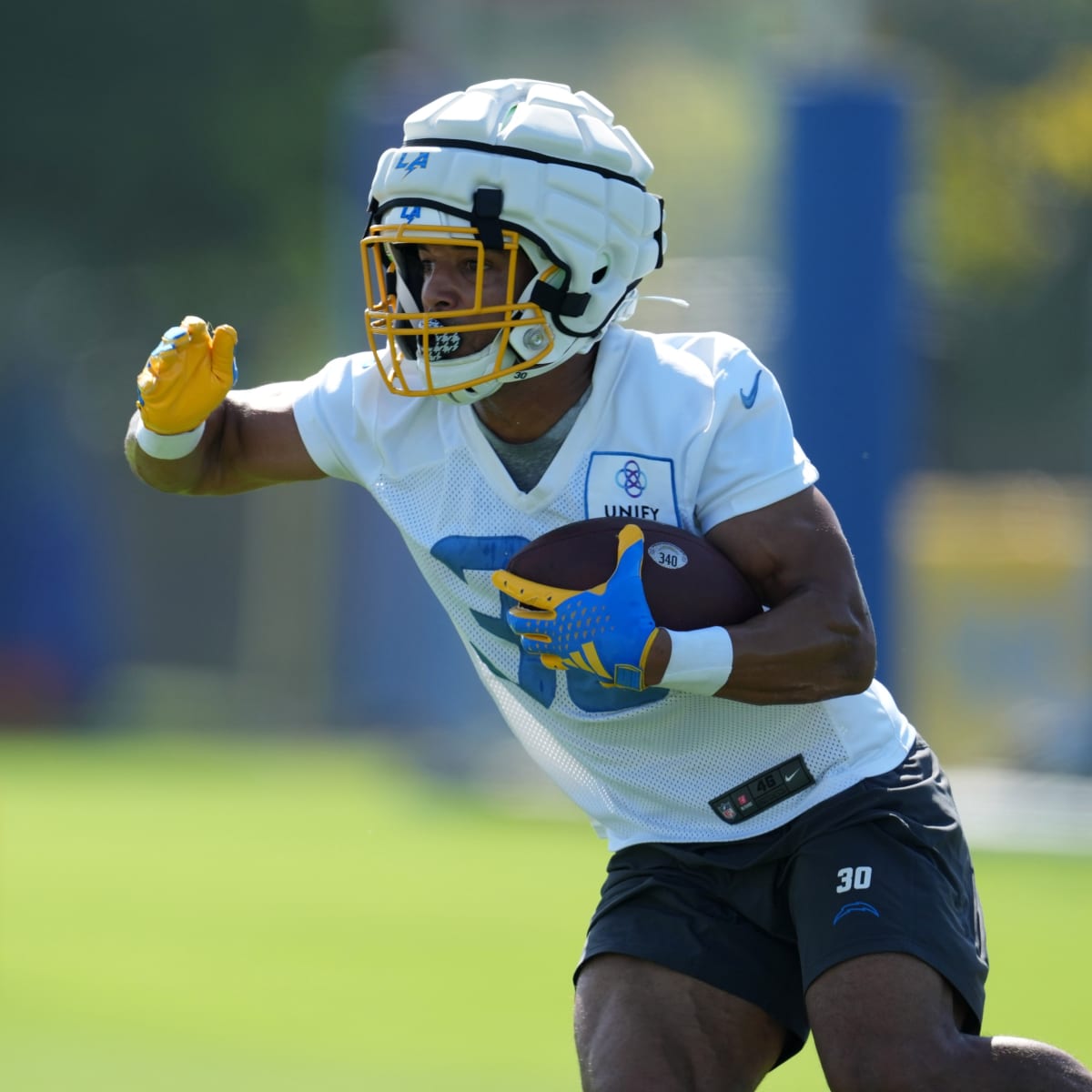 Photo: Los Angeles Chargers running back Austin Ekeler (30