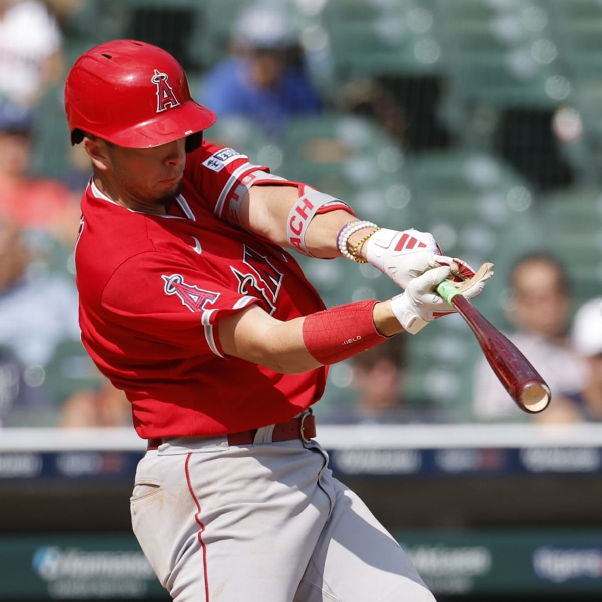 Angels sorely miss Zach Neto's 'spark plug' vibe in frustrating loss to  Pirates