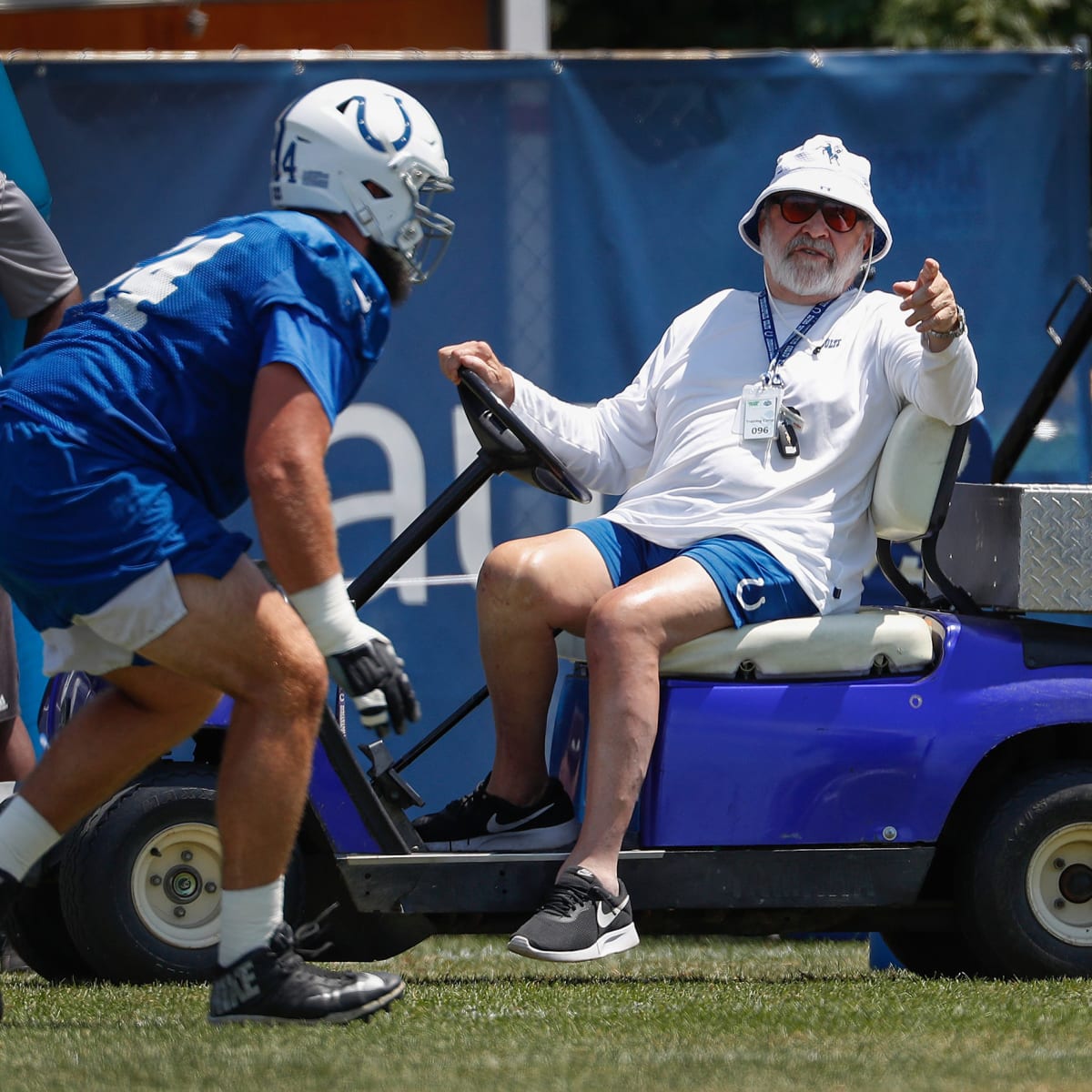 Report: Colts Hire Giants' Tony Sparano Jr. for O-Line Coach