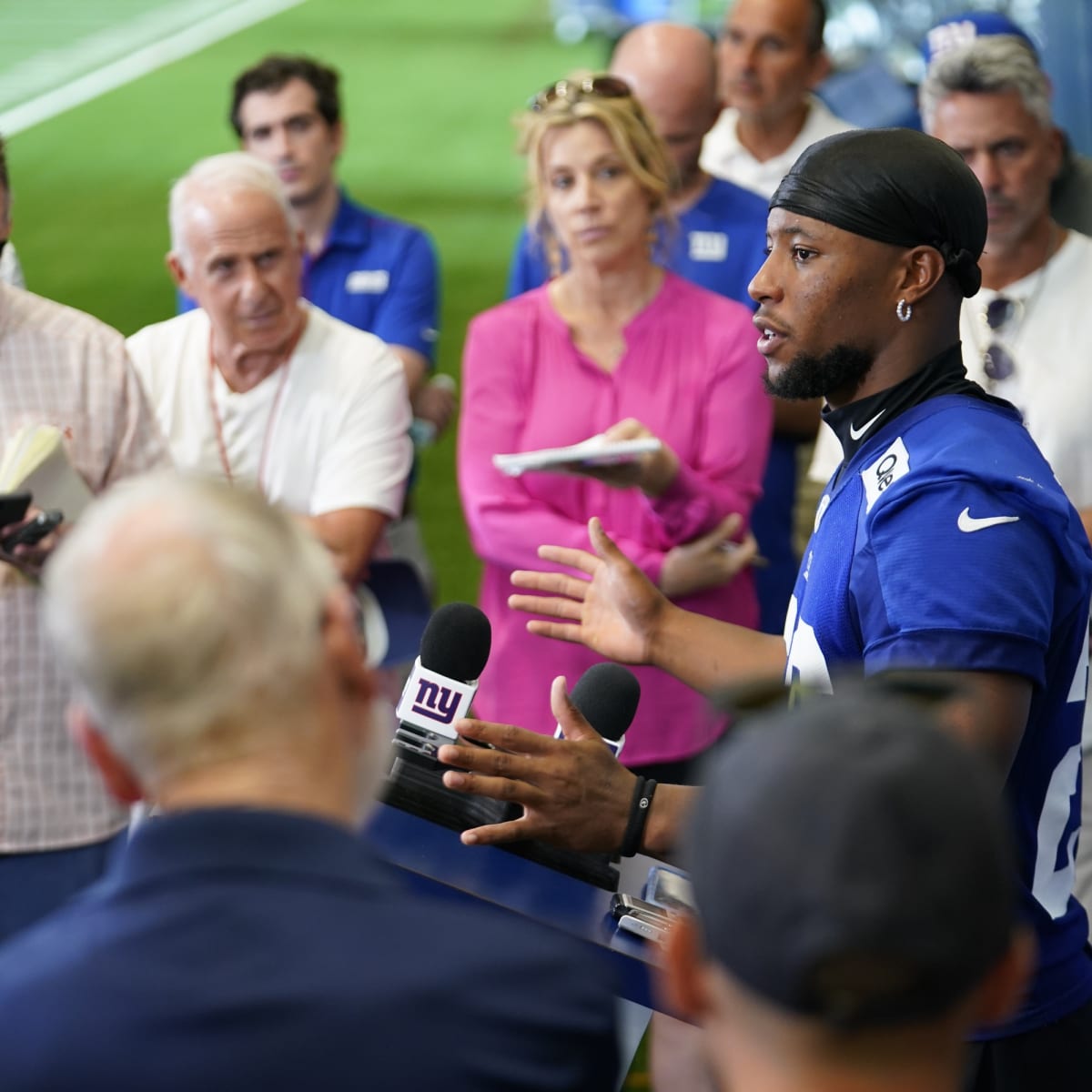 Giants start steady reopening of team facility