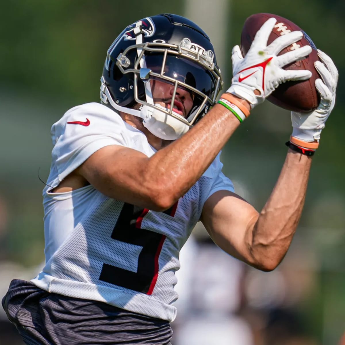 Atlanta Falcons wide receiver Drake London toe taps for first Falcons TD in  London