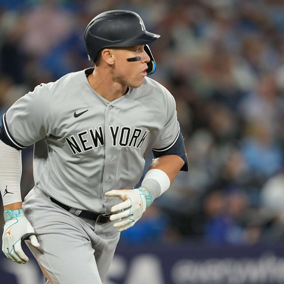 Aaron Judge: Fresno State to Retire Yankees Star's Jersey, Honor Him at  Football Game - Sports Illustrated
