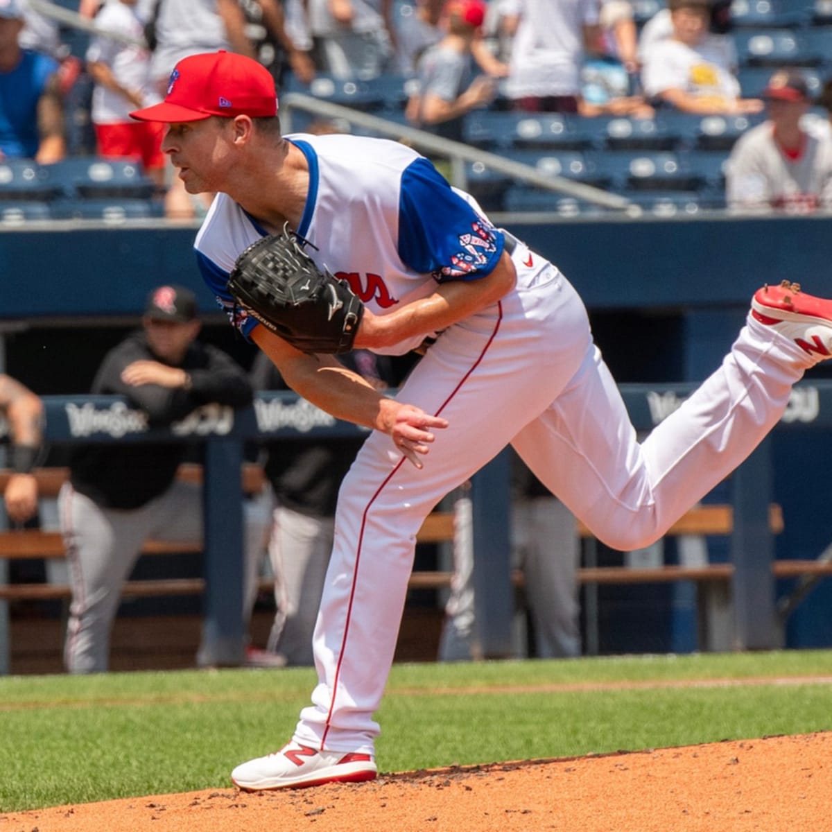 Former Red Sox Pitcher Could Be Next Baseball Ops Leader